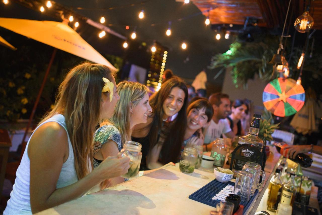Che Valladolid Hostel & Bar Adults Only Exteriör bild