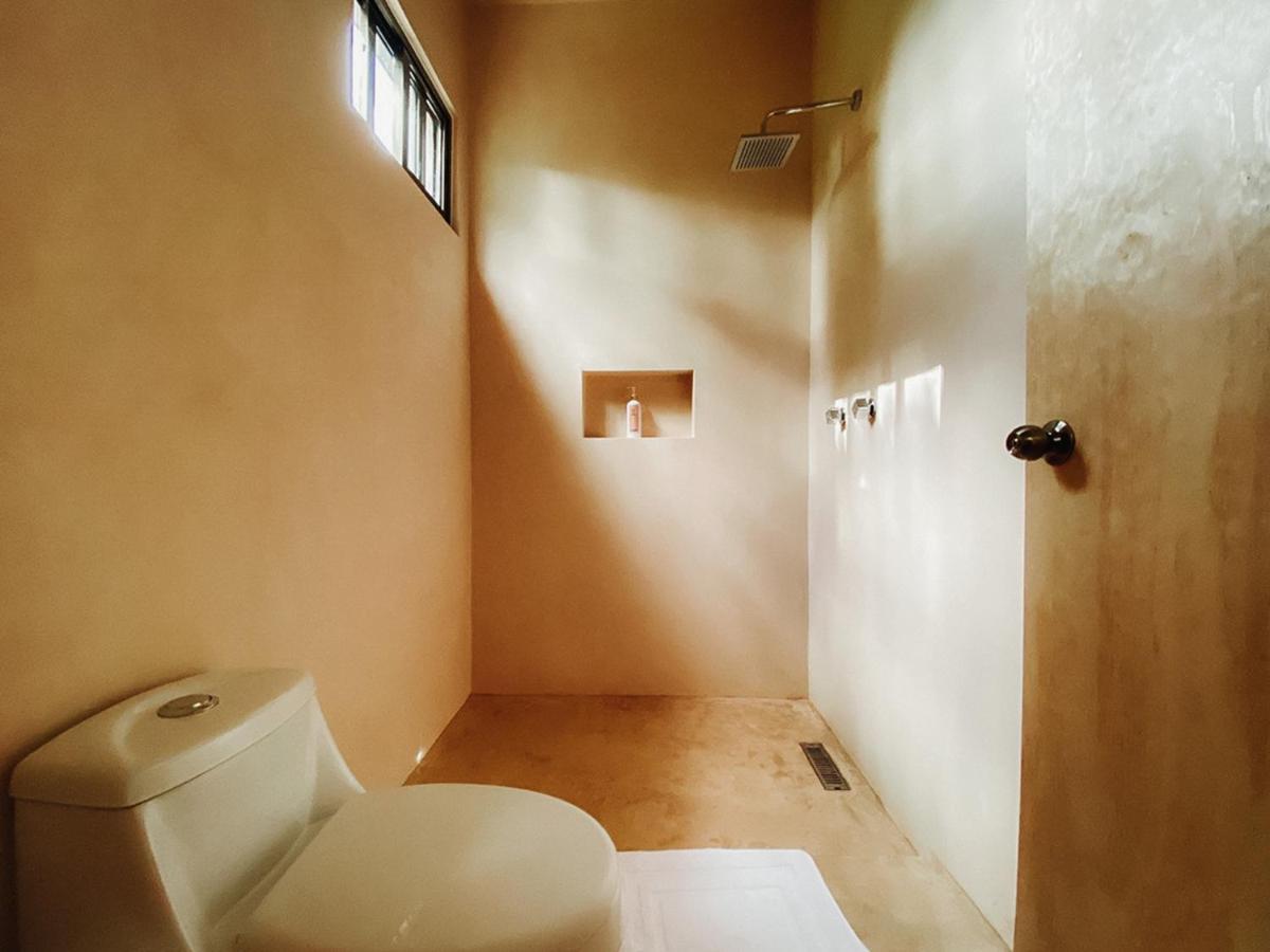 Che Valladolid Hostel & Bar Adults Only Exteriör bild