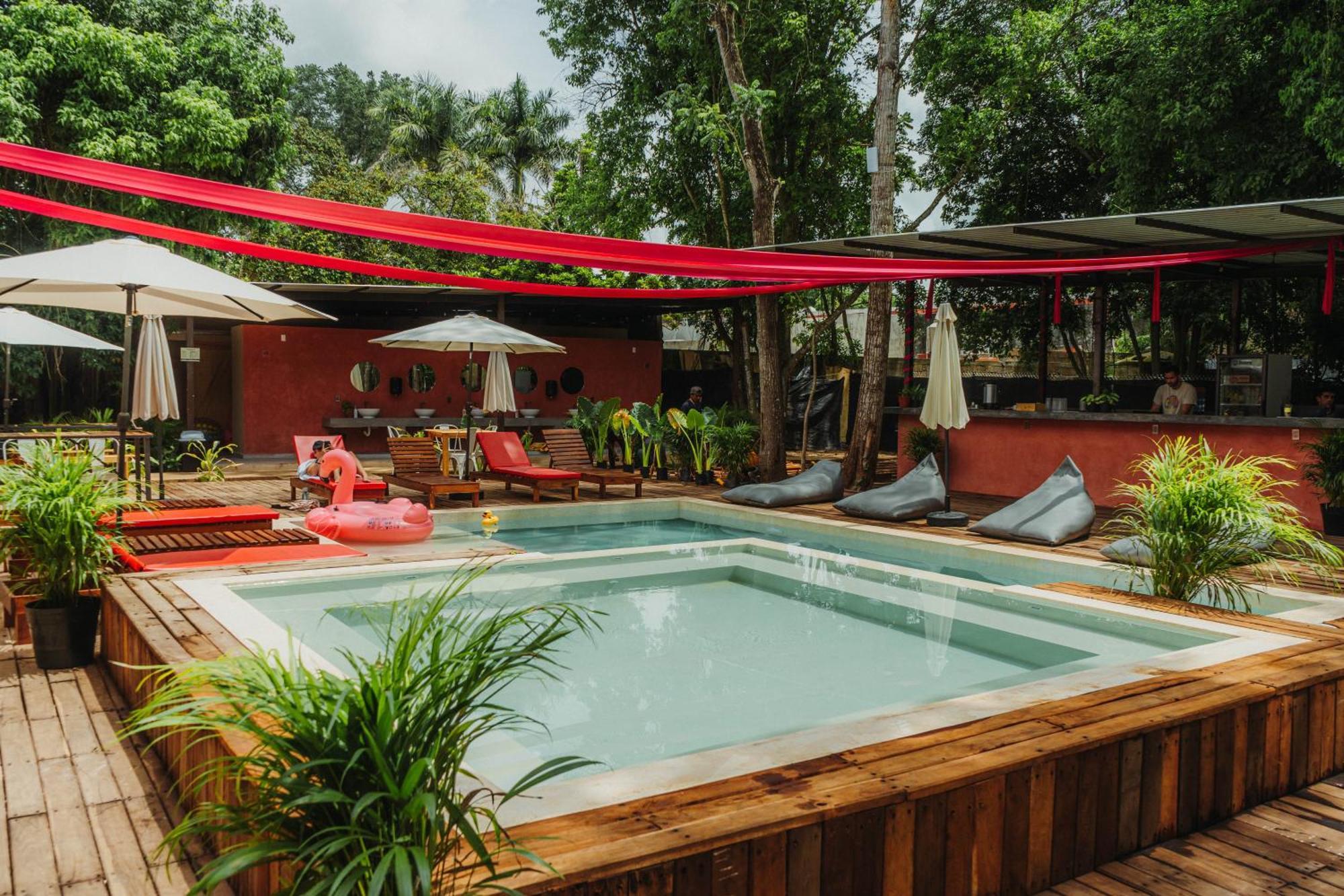 Che Valladolid Hostel & Bar Adults Only Exteriör bild